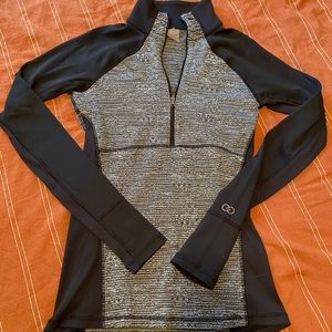 1/4 Zip Athletic Pullover
